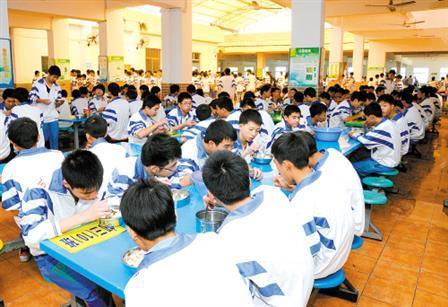 佛山里水食堂承包与工厂送餐服务 专业餐饮解决方案