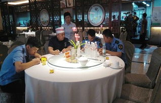 青秀区食药监局建政食药监所开展辖区创城重点提升餐饮服务企业专项检查